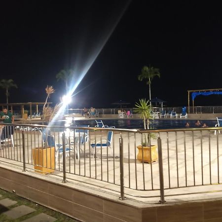 Apartamento No Golden Lake - Pe Na Areia, Agua De Coco E Cervejinha 阿拉亚尔-杜卡布 外观 照片