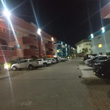 Apartamento No Golden Lake - Pe Na Areia, Agua De Coco E Cervejinha 阿拉亚尔-杜卡布 外观 照片