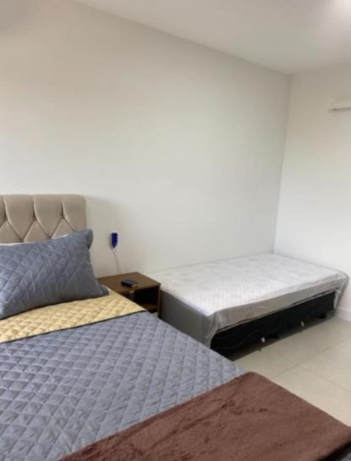 Apartamento No Golden Lake - Pe Na Areia, Agua De Coco E Cervejinha 阿拉亚尔-杜卡布 外观 照片